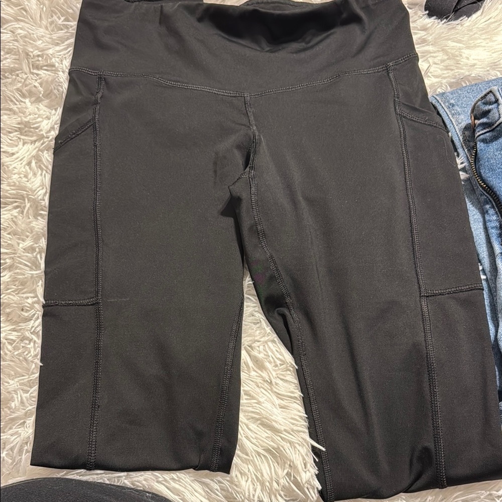 Black Athletic Leggings
